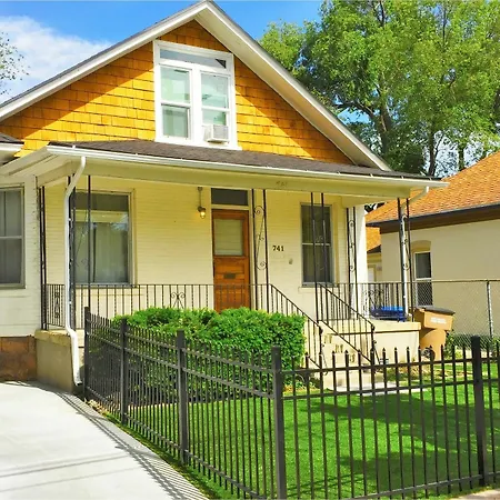 3-Bedroom Home Near Trolley Square